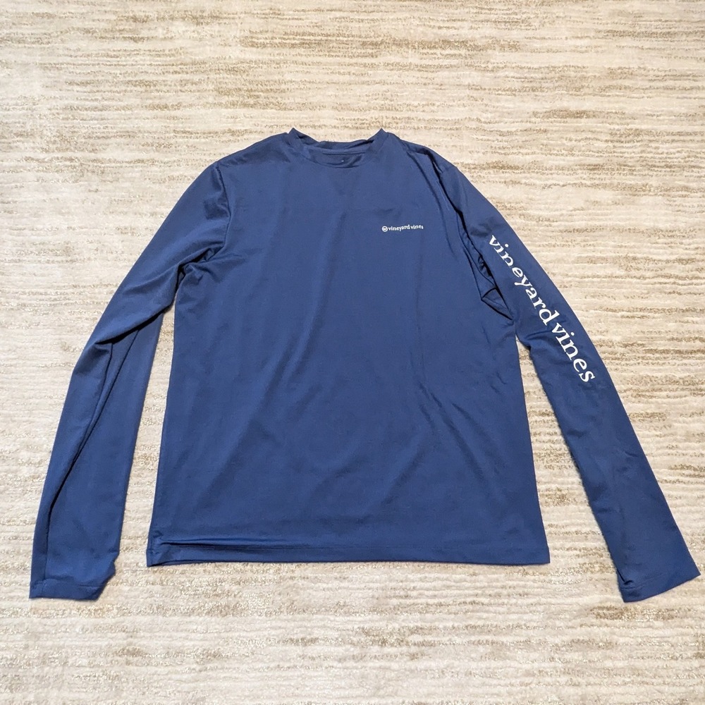 Vineyard Vines Performance T Shirt Mens Sz XL Rash Guard Vented Boating Spellout